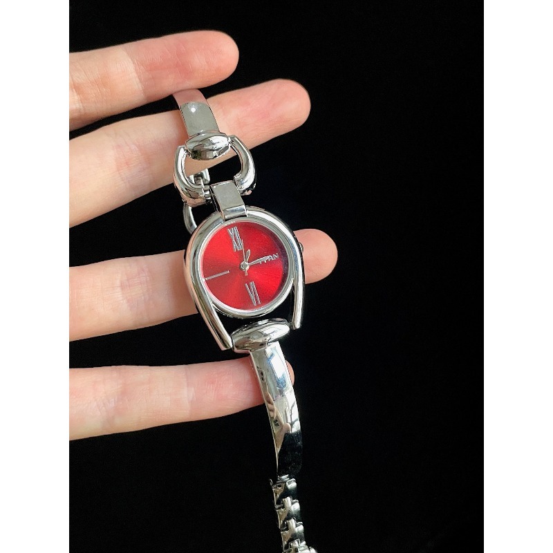 Vintage Rosy Glow Moment Watch - đánh giá và giá Moments Watches & Jewelry Vaughan Mills